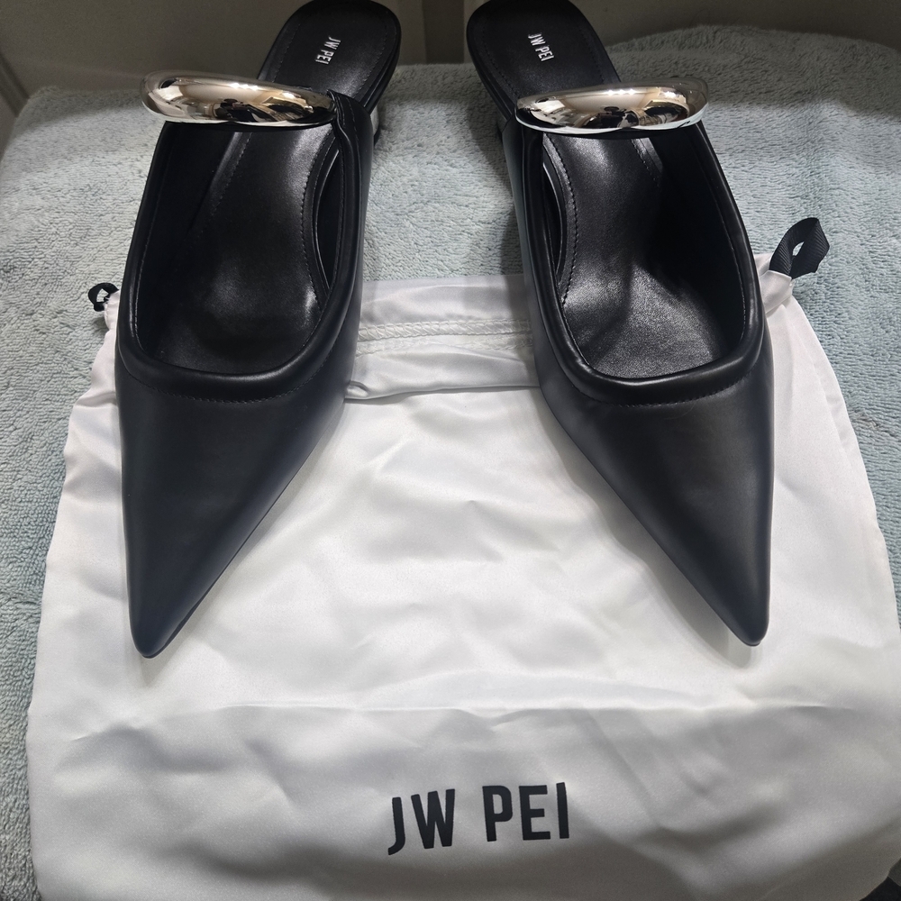 JW PEI Black Women's Mule Shoes Size 11 NWT - Picture 4 of 9